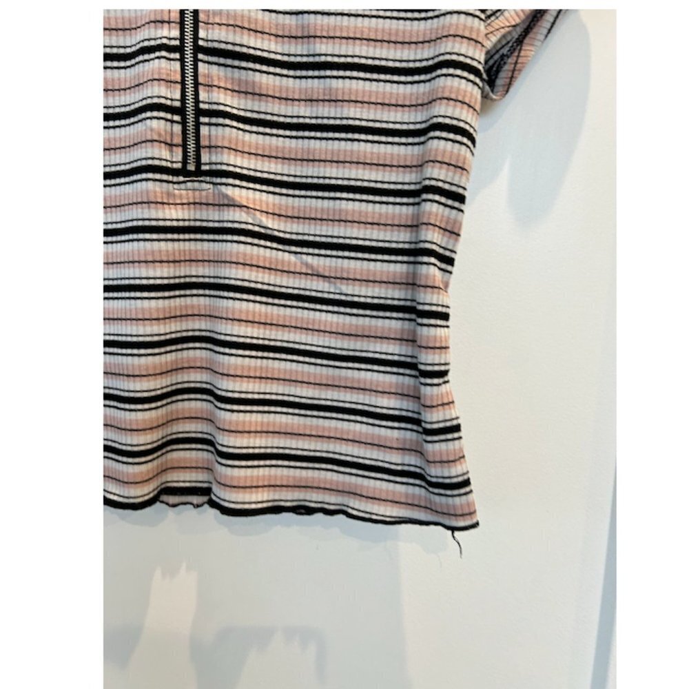 zip up striped top - Picture 3 of 7